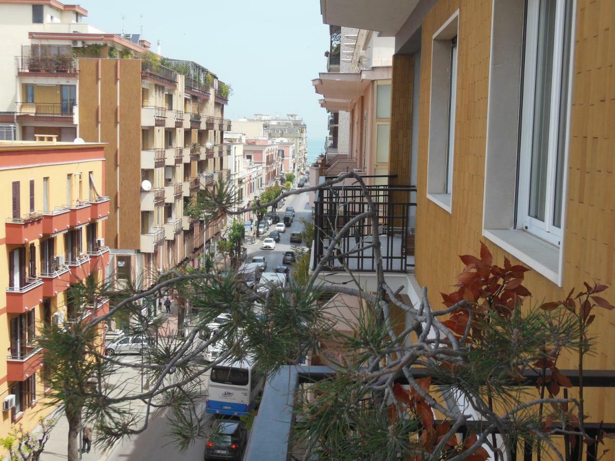 Ferienwohnung La Casa Degli Artisti Trani Exterior foto