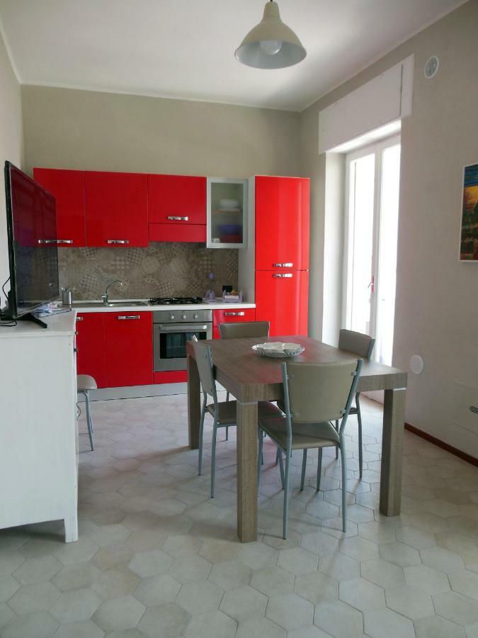 Ferienwohnung La Casa Degli Artisti Trani Exterior foto