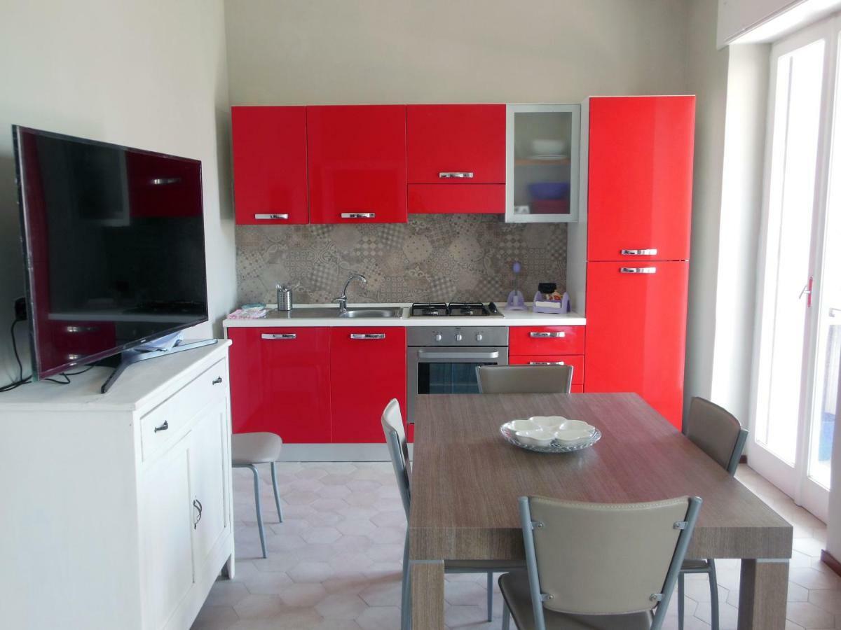 Ferienwohnung La Casa Degli Artisti Trani Exterior foto