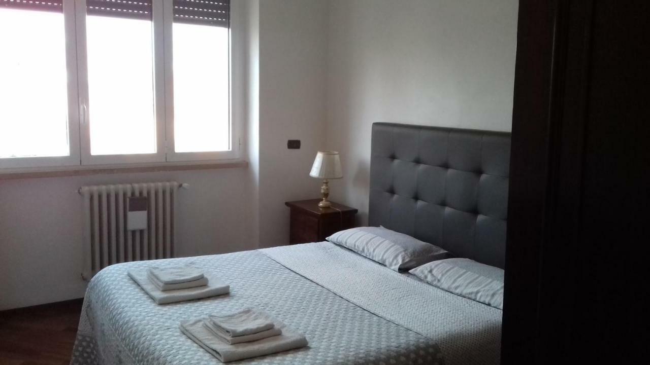 Ferienwohnung La Casa Degli Artisti Trani Exterior foto